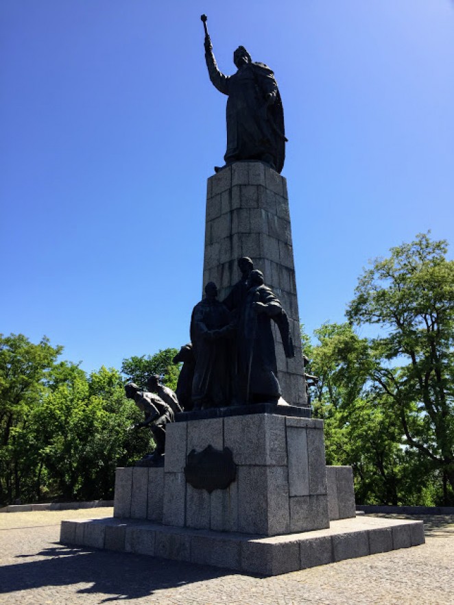 памятник гетману Богдану Хмельницкому