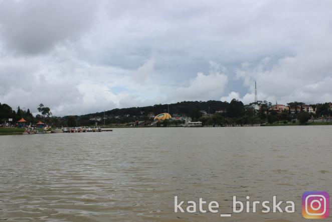 Озеро Суан Хыонг