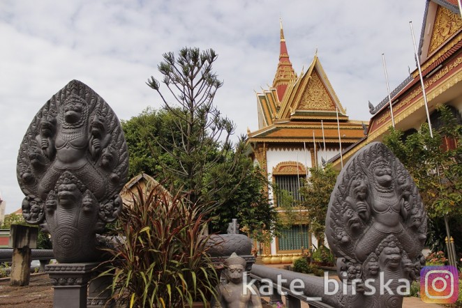 Буддийский храм в Сием Рипе, Камбоджа