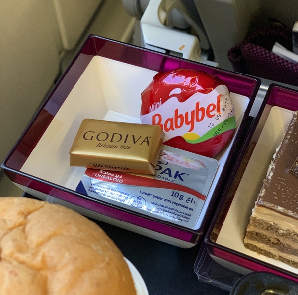 Питание на борту Qatar Airways