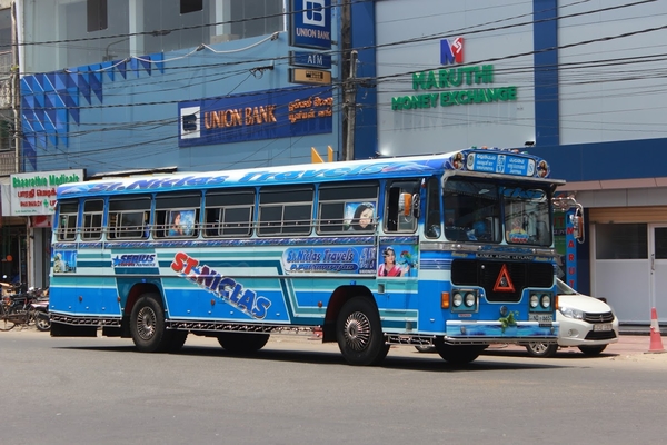 Транспорт на Шри Ланке