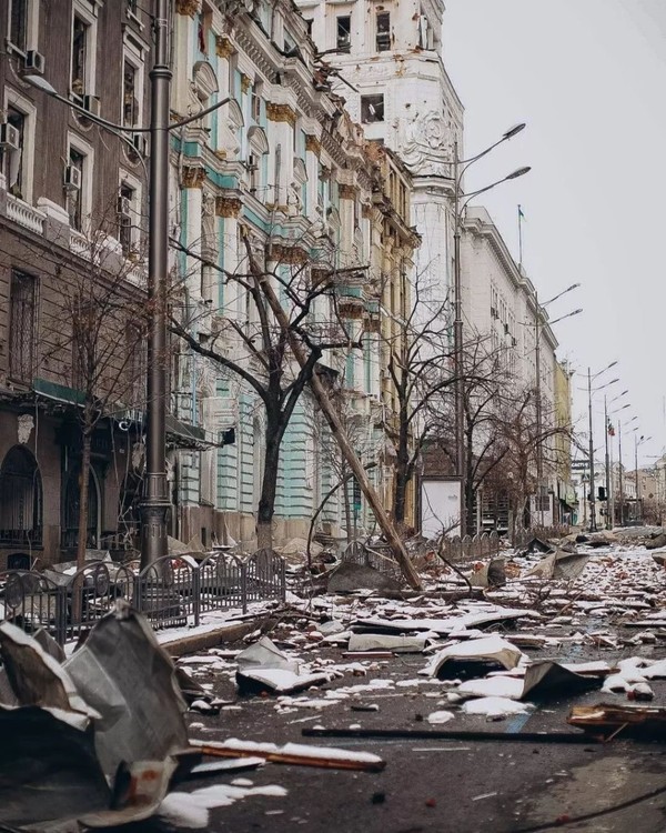 Разрушенный центр Харькова